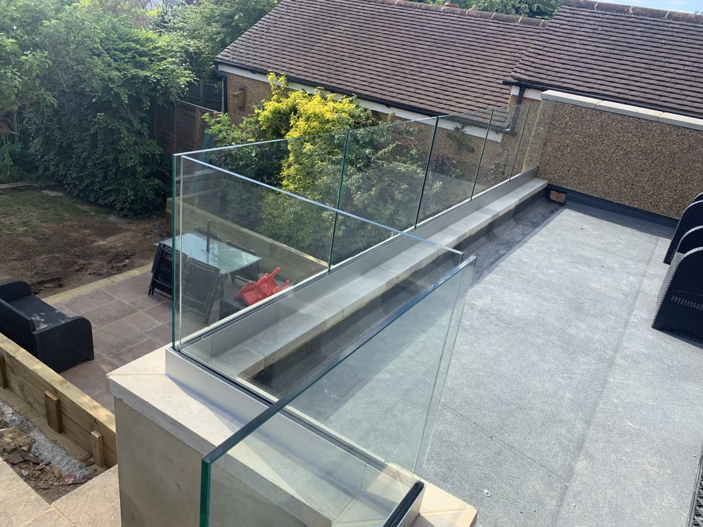 Glass balustrades on a balcony by Bridgewater Glass